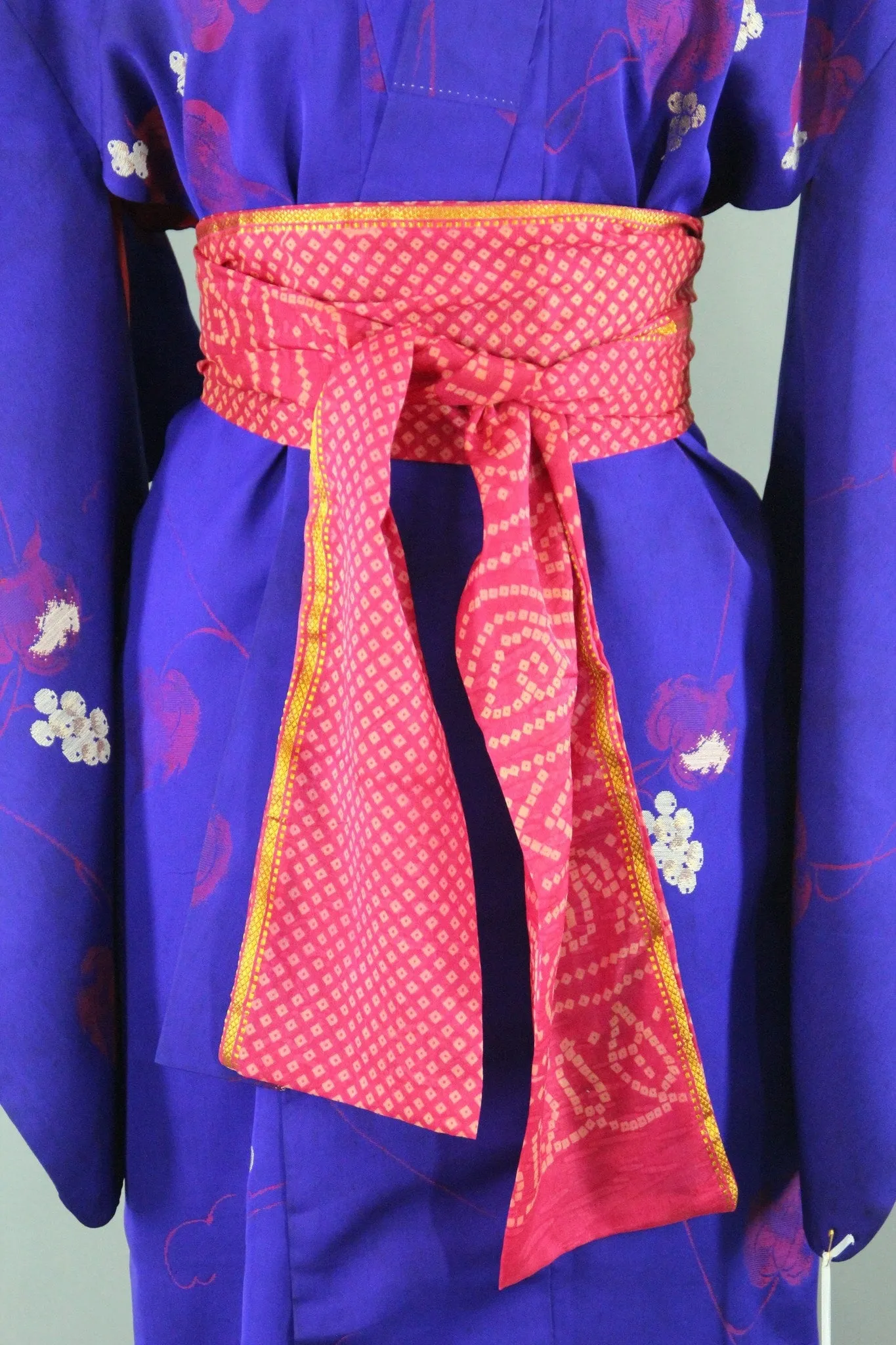 1940s Vintage Silk Kimono Robe / Blue & Pink Omeshi Embroidered Floral Pattern