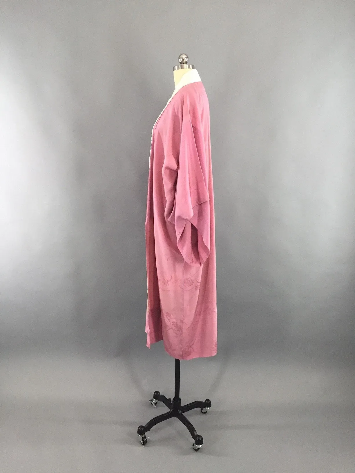 1950s Vintage Silk Kimono Robe / Mauve Pink