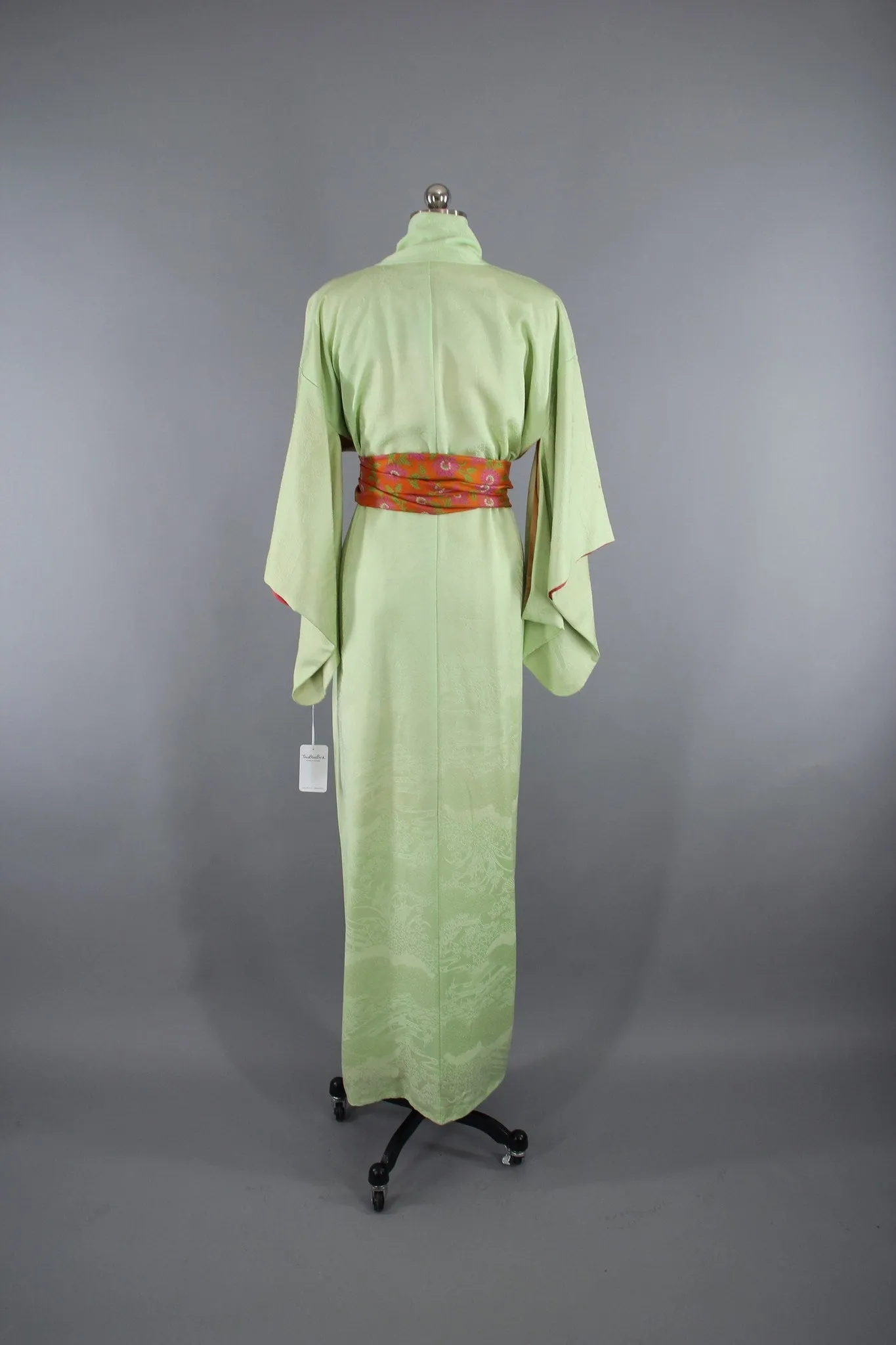 1960s Vintage Silk Kimono Robe in Pastel Spring Green