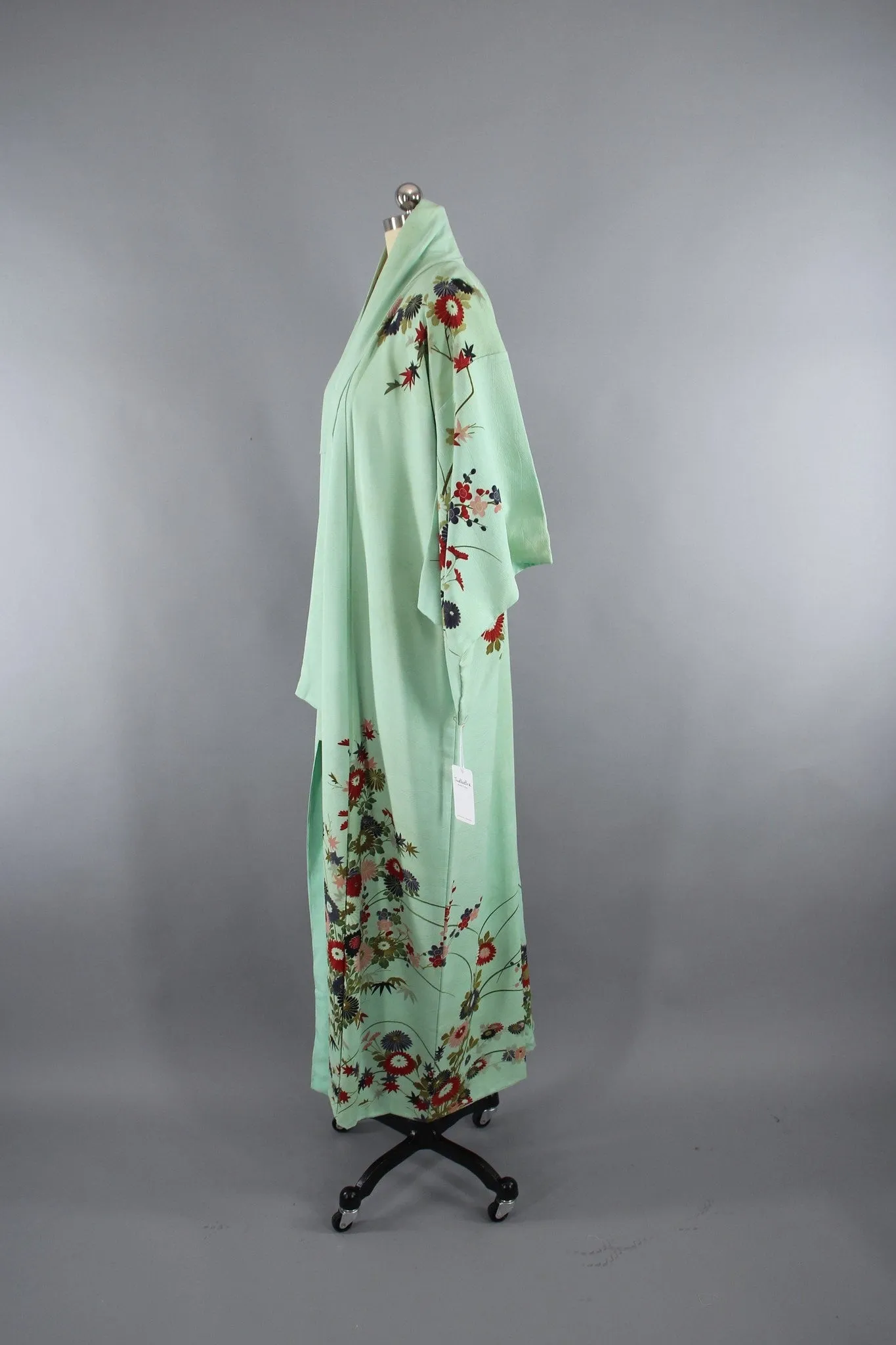 1960s Vintage Silk Kimono Robe with Mint Green Floral Print