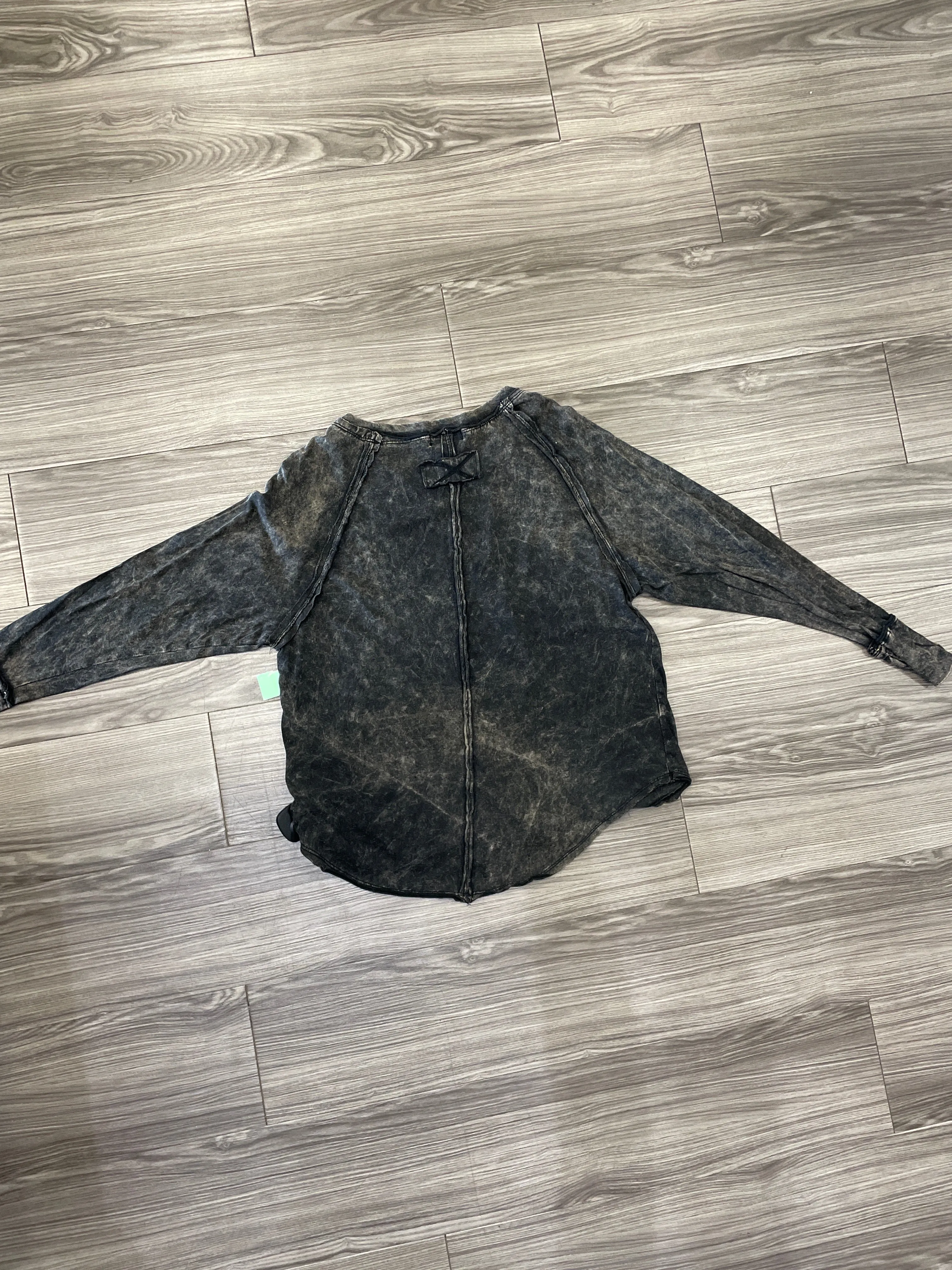 Black Top Long Sleeve Zenana Outfitters, Size S