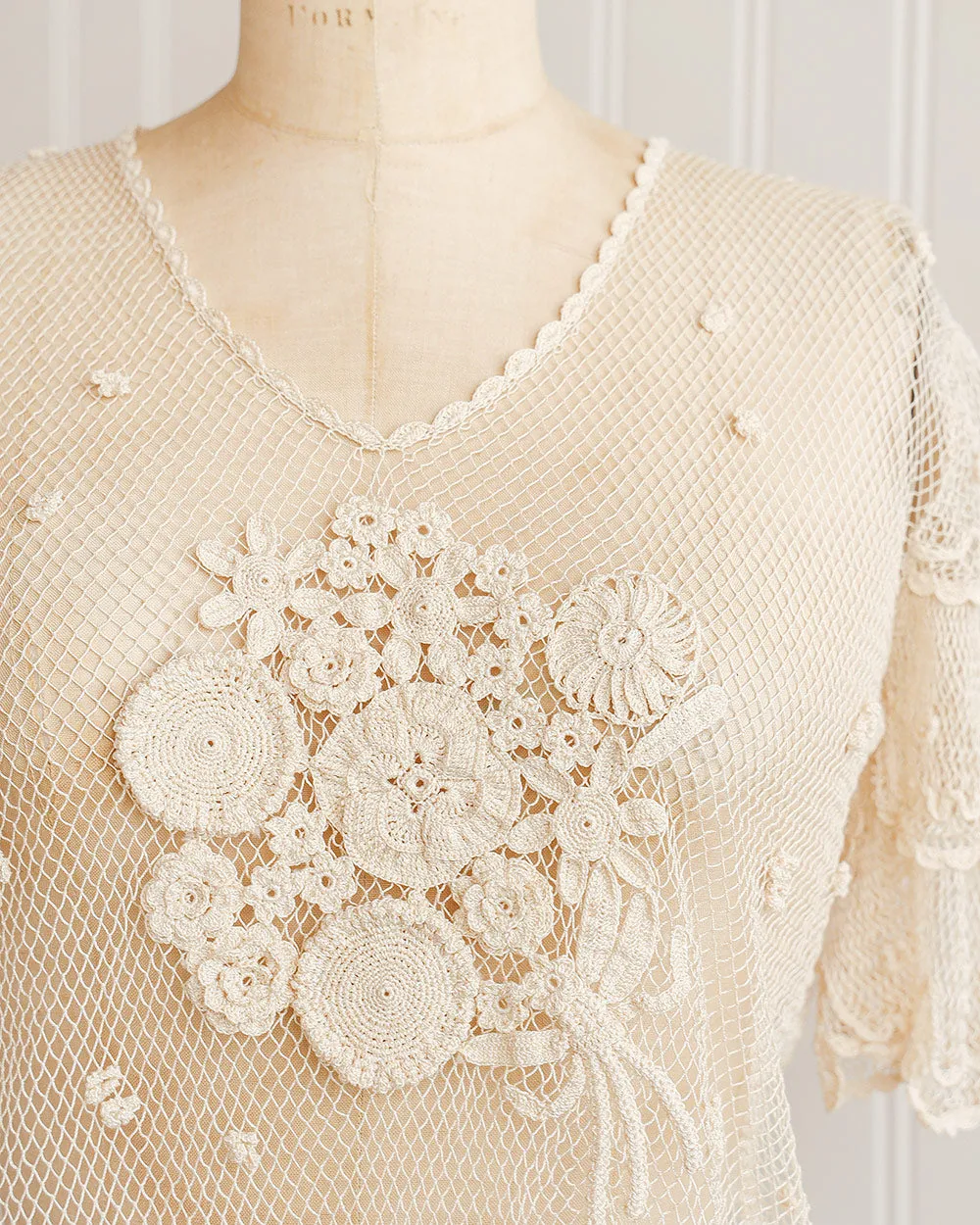 Flower Glimpses Top