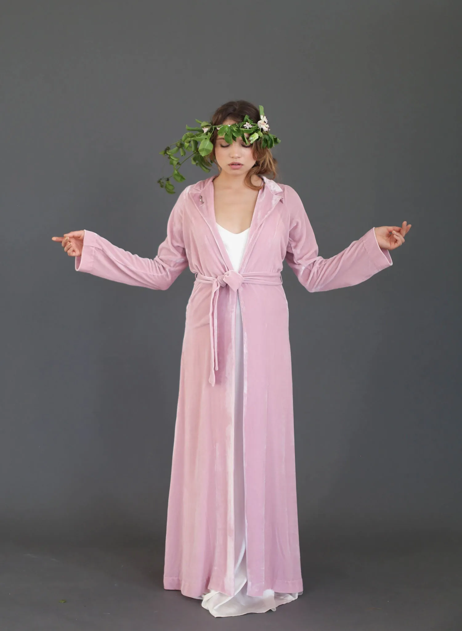 Foliosa - Velvet robe - Style # 2101