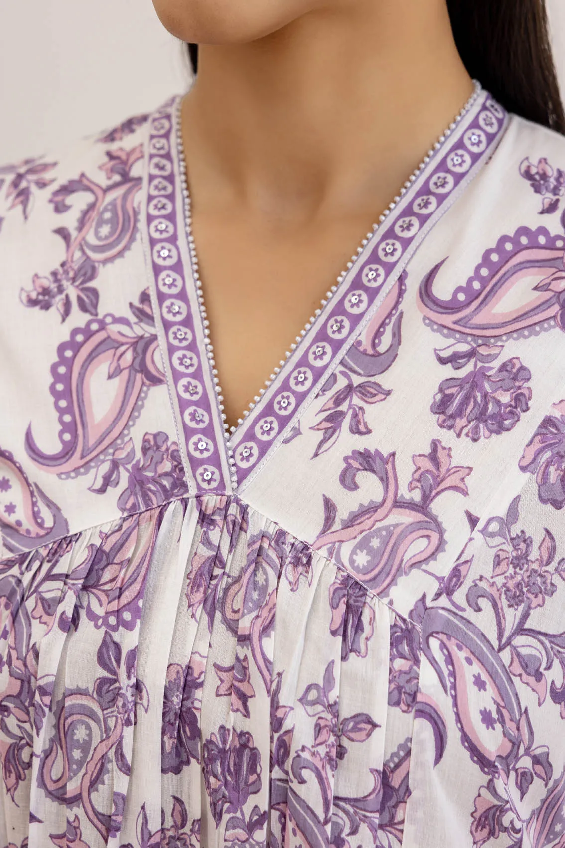 Lavender Paisley V-Neck Kurta