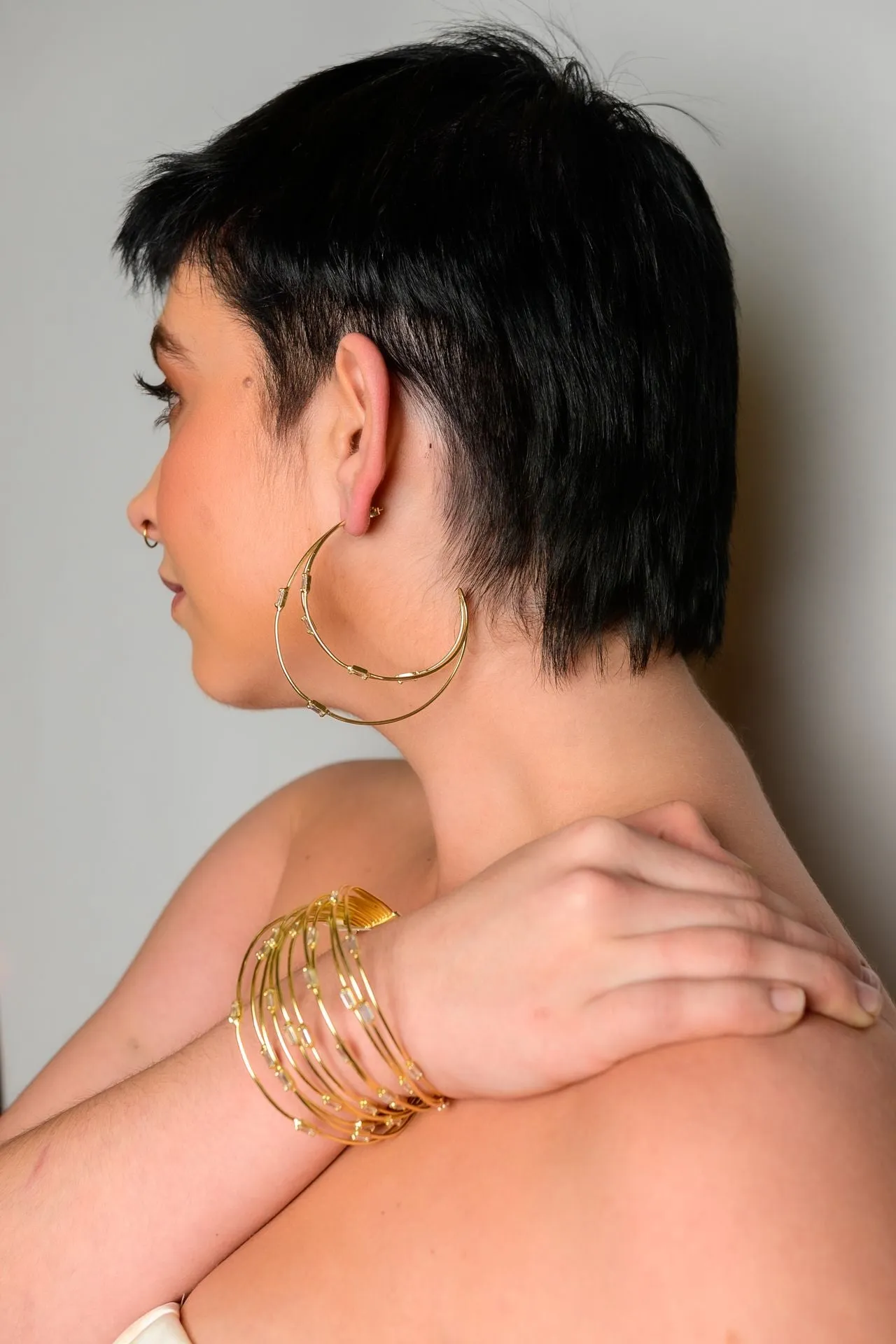 Meghan Baguette Demi Hoops