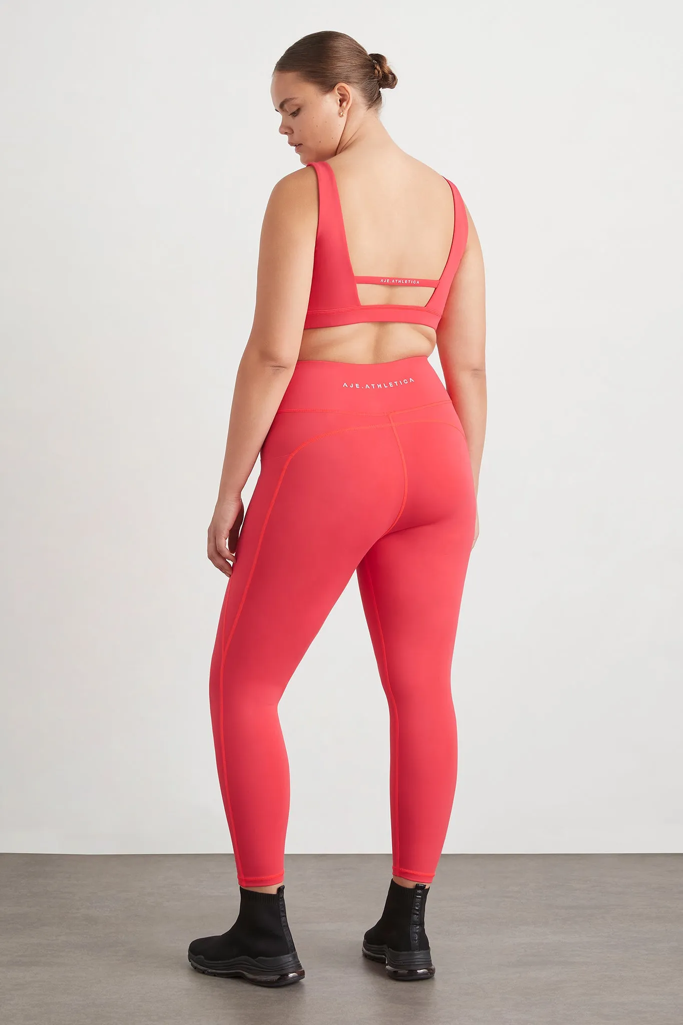 Signature 7/8 Legging 203