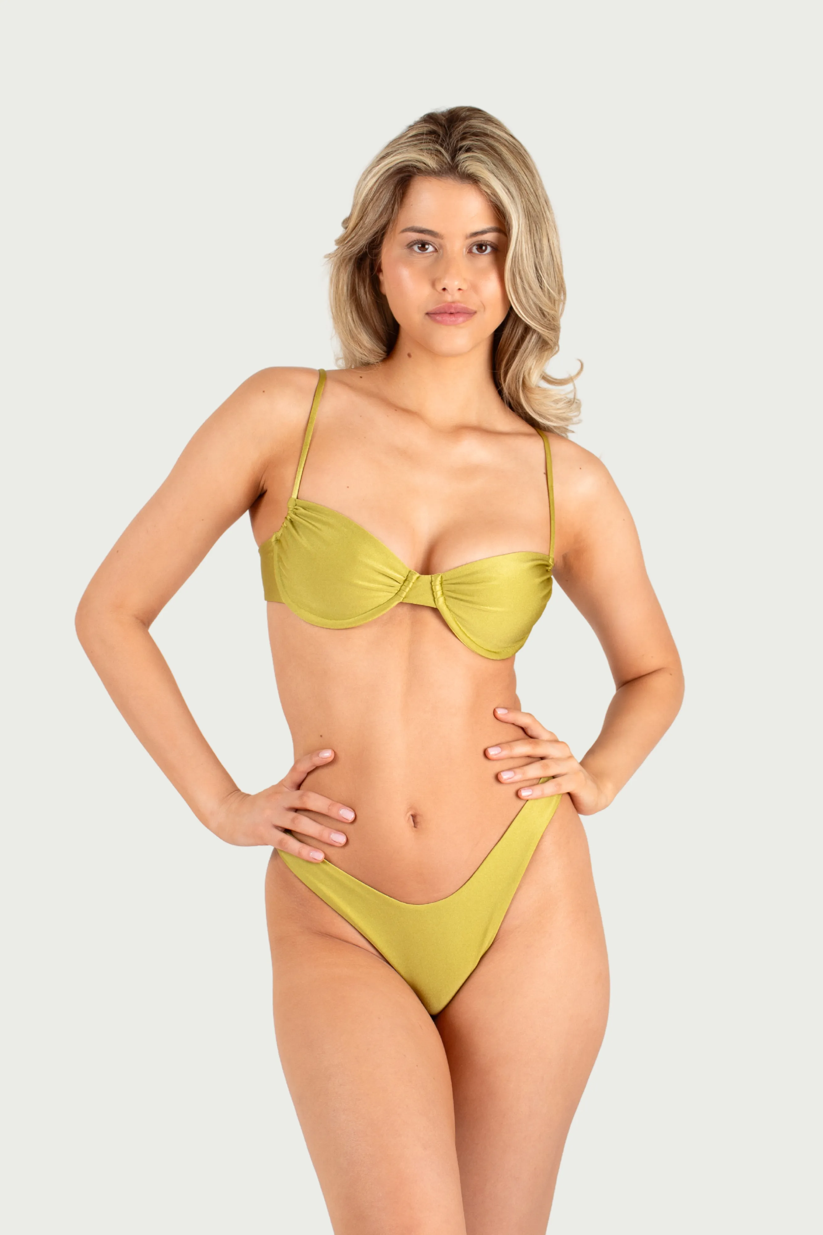 Sloane Top | Pistachio